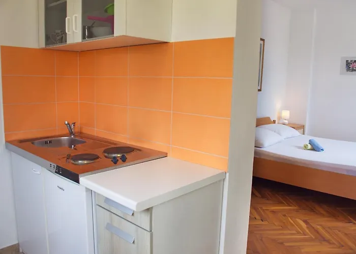 Apartment House Karmen *